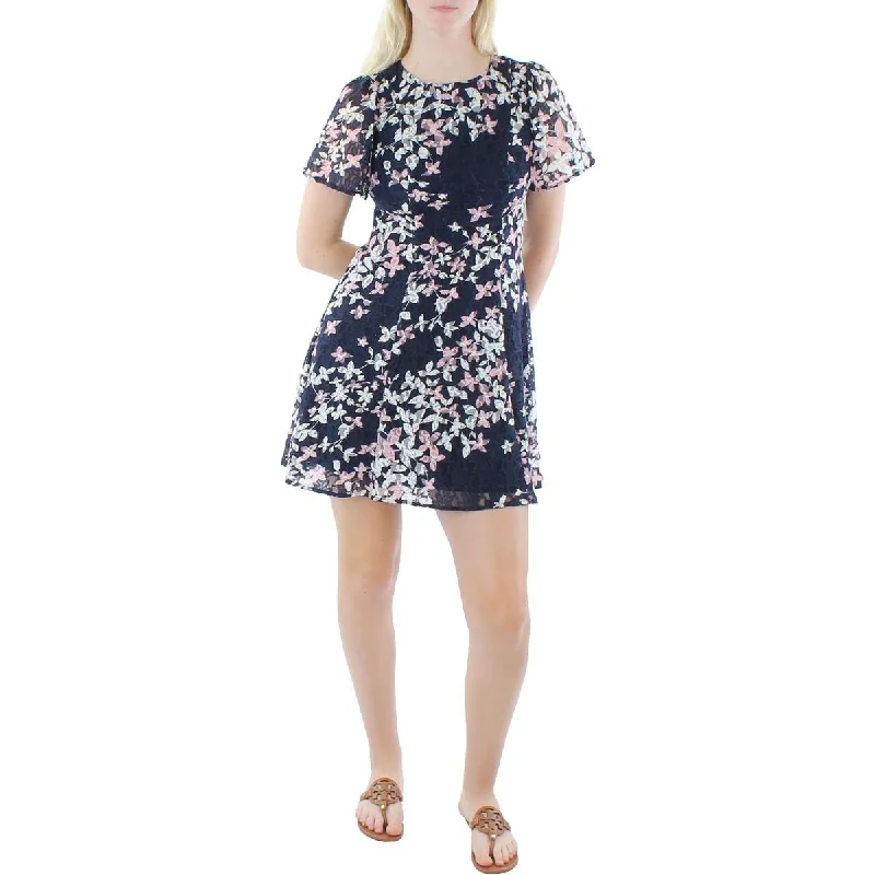 Flare dresses with draped fronts for an elegant appearance -Jessica Howard Womens Petites Floral Mini Fit & Flare Dress Flare dresses with draped fronts for an elegant appearance -Jessica Howard Womens Petites Floral Mini Fit & Flare Dress