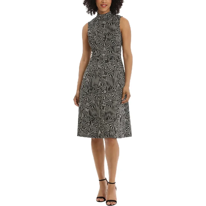Flare dresses with tiered skirts for added volume -Maggy London Womens Knit Printed Fit & Flare Dress Flare dresses with tiered skirts for added volume -Maggy London Womens Knit Printed Fit & Flare Dress