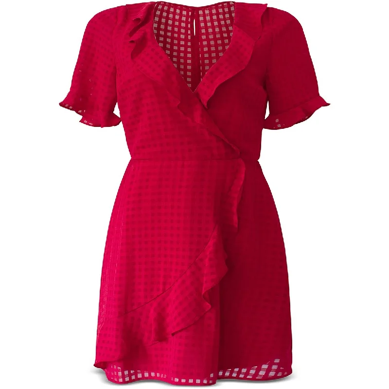 Midi-length flare dresses for a modest look -BCBGeneration Womens Chiffon Lightweight Fit & Flare Dress Midi-length flare dresses for a modest look -BCBGeneration Womens Chiffon Lightweight Fit & Flare Dress