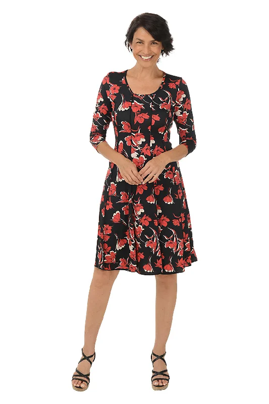 V-neck mini dresses with cap sleeves for a balanced look -Red Poppies Seamed 3/4 Sleeve Dress V-neck mini dresses with cap sleeves for a balanced look -Red Poppies Seamed 3/4 Sleeve Dress