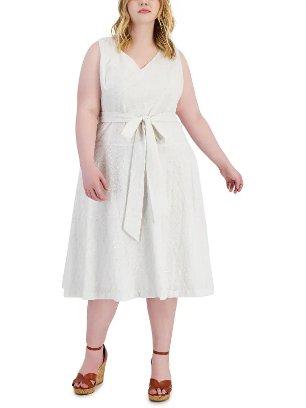 V-neck mini dresses for a classic neckline -Plus Womens Cotton Embroidered Shift Dress V-neck mini dresses for a classic neckline -Plus Womens Cotton Embroidered Shift Dress