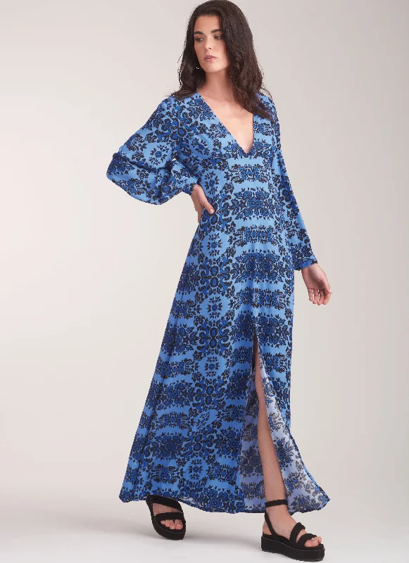 Mini dresses with lace-up back for an edgy and modern style -New Look Sewing Pattern 6766 Misses' Dresses Mini dresses with lace-up back for an edgy and modern style -New Look Sewing Pattern 6766 Misses' Dresses