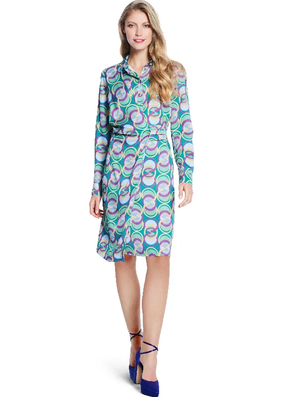 Mini dresses with pleated details for texture -Burda Style Pattern 5826 Misses' Dress Mini dresses with pleated details for texture -Burda Style Pattern 5826 Misses' Dress