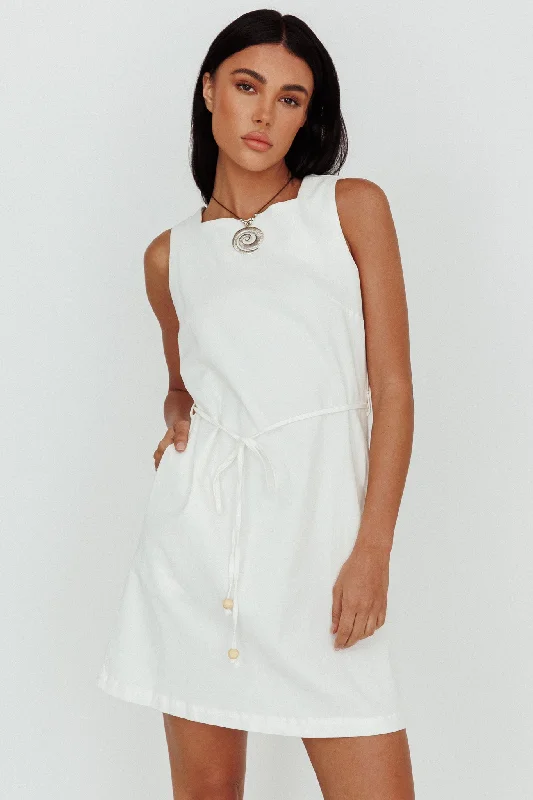 Chic dresses for work and play -Tirzah Side Pocket Shift Dress White