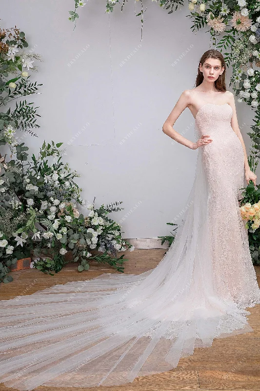 Red flare dresses for special occasions -Graceful Lace Strapless Overskirt Boho Fit and Flare Wedding Dress Red flare dresses for special occasions -Graceful Lace Strapless Overskirt Boho Fit and Flare Wedding Dress