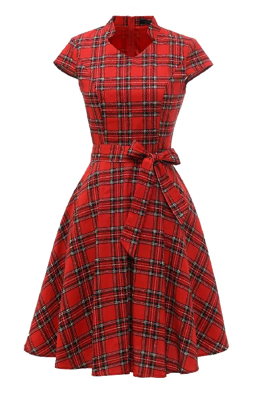 Flare dresses with ruffled hems for a playful finish -Robe Plaid Vintage Plus Rouge avec Nœud Papillon Flare dresses with ruffled hems for a playful finish -Robe Plaid Vintage Plus Rouge avec Nœud Papillon