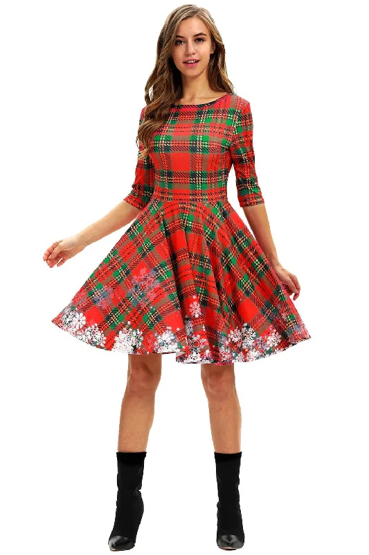 Flare dresses with eyelet lace for a feminine appeal -Robe vintage de Noël imprimée verte Flare dresses with eyelet lace for a feminine appeal -Robe vintage de Noël imprimée verte