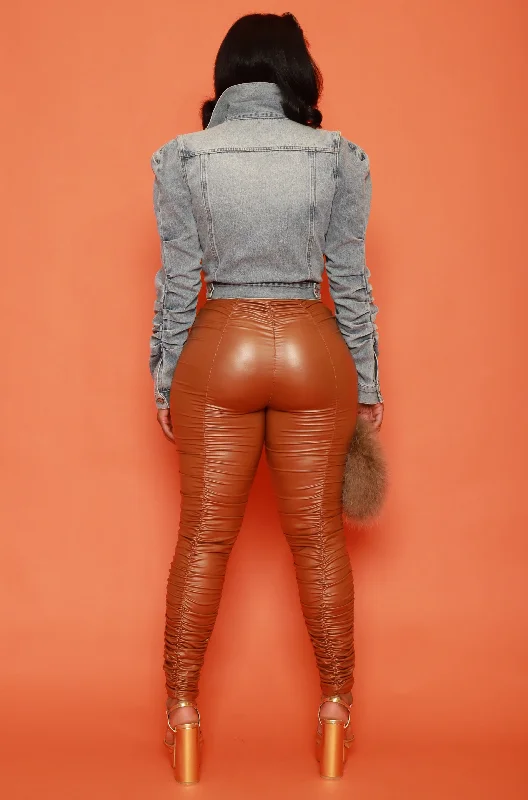 be-honest-ruche-faux-leather-pants-caramel