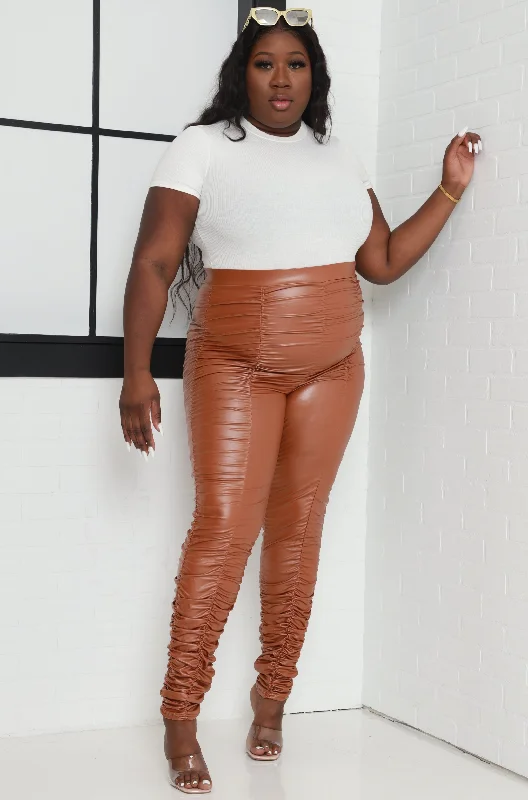 be-honest-ruche-faux-leather-pants-caramel