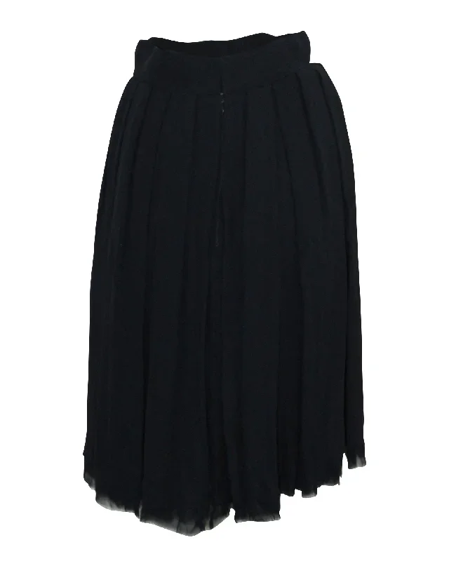 chanel-pleated-skirt-in-navy-blue-silk