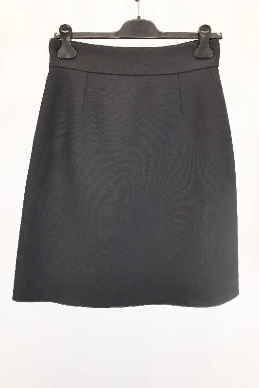 gucci-gg-logo-a-line-skirt-in-black-wool